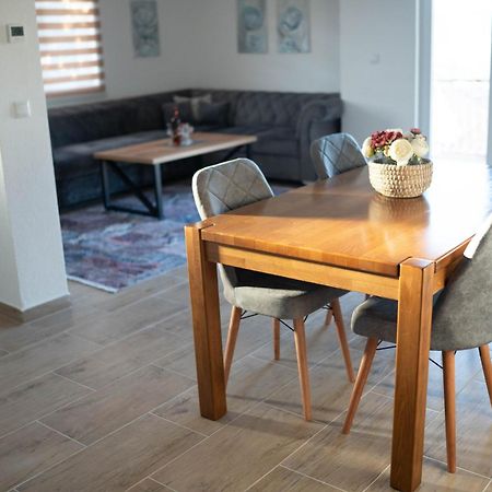 Apartmani Elegance Tuzla Zewnętrze zdjęcie