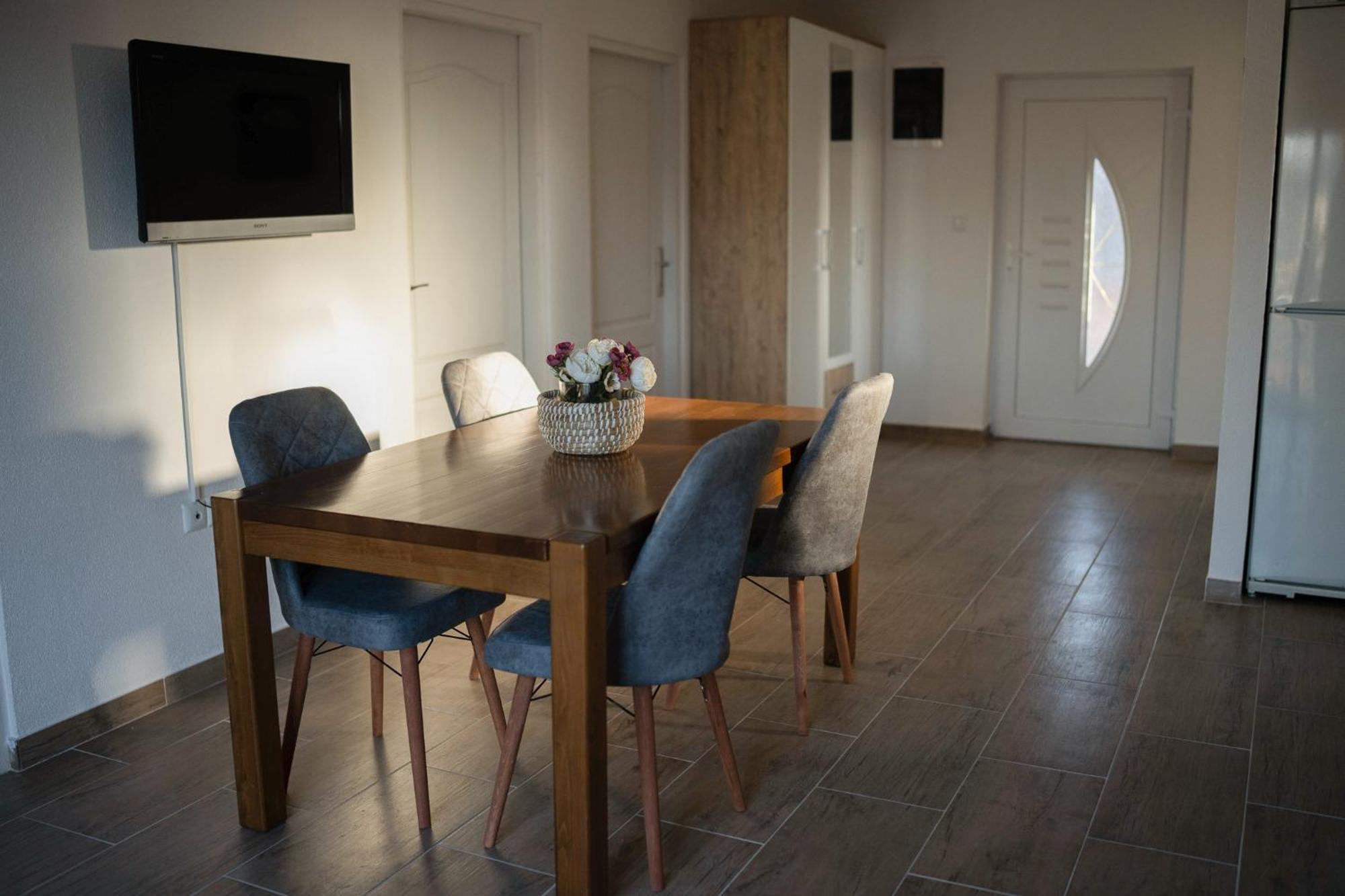 Apartmani Elegance Tuzla Zewnętrze zdjęcie
